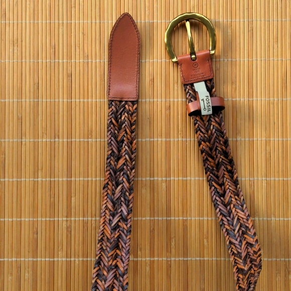 Like new Fossil brown leather belt, braided, fits 33" and smaller - Picture 8 of 9
